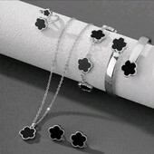 Набір прикрас