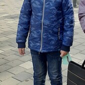 Симпатична весняна курточка на ріст 158