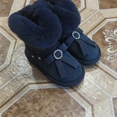 Теплі зимові уггі для дівчинки