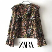 Стильна блуза з квітковим принтом, S