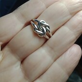 Стильное серебряное изящное кольцо .Серебро 925 пр.