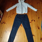 46р темно синій скіні і спортивна кофта біла