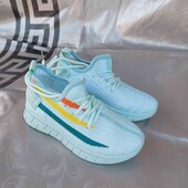 Кроссовки на девочку 