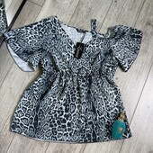 Класна блуза сіро блакитний леопард лямка на одне плече