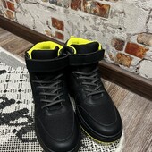 Ботинки кросівки