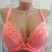 Красивий бюстгальтер на кісточках 85C Не ношений