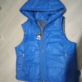 Жіноча стьобана жилетка з капюшоном р. 50 (синя)