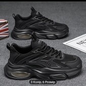 Кросівки жіночі