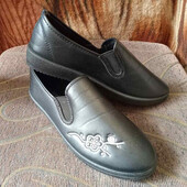 Чорні туфлі з вишивкою sport shoes