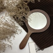 Дзеркало в натуральній, деревʼяній оправі