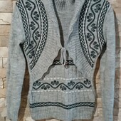 Светрик оригінальний