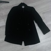 Чорне пальто