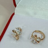 Милые детские серьги цветочки с фианитами. Позолота 585 пробы 18К.