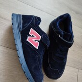 Дуже круті кросівки, натуральний замш, 35р, 21 см по устілці. Дуже багато лотів -заходьте!