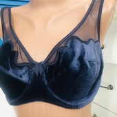 Велюровый бюст.на косточках чашкаС.
