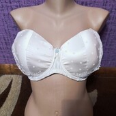 Бюстгальтер Ultimo р. 32F/70G