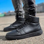 Нові кросівки хайтопи на 39 або 41 р