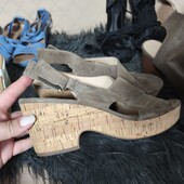 Clarks uk7 D за замшеві босоніжки