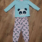 Гарна, м'якенька, тепленька піжамка на 4-5 рочків