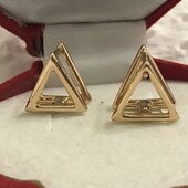 Новинка!Оригинальные серьги в виде треугольника,позолота 18К,1,3 см