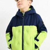 Лижна куртка з капюшоном,водовідштовхувальна на 3р. C&A