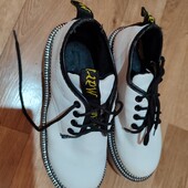 Туфлі мартенси черевики для дівчинки