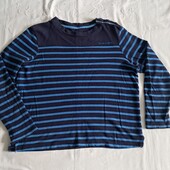 Тепленький светир р52 гарний стан