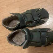 Босоніжки шкіряні на хлопчика