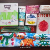 Лот все що на фото.