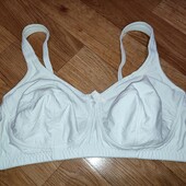 Чудовий бюстгальтер базовий топ 95С