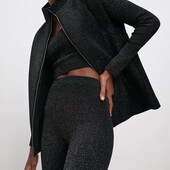 Длинная стильная черная жилетка с люрексом и лосины