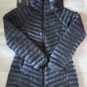 Черная куртка тонкий пуховик