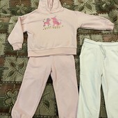 Лот на дівчинку 2-4 роки