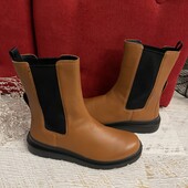 Ecco,оригінал ,із натуральної шкіри ,розмір 37,устілка 24,5.Розпродаж