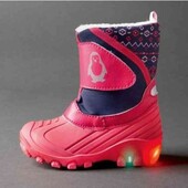 Чоботи-сноубутси Німецької фірми Lupilu® з підсвічуванням. 

