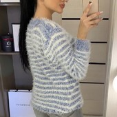 Женский свитер травка