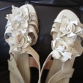 Босоножки женские р.36