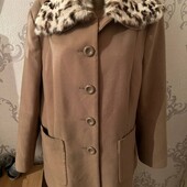 Деми пальто песочного цвета