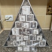 Дерев‘яний якісний адвент-календар у формі ялинки висота 37см. Новий