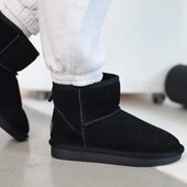 Зимові жіночі уггі замшеві короткі молодіжні чорні натуральна замша