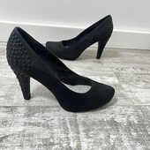 Текстильные туфли под замш на каблуках 38 р