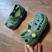 Милі зручні крокси!