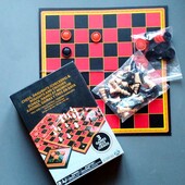 Шахи шахмати. 3 гри в одній. Чудово на канікули.