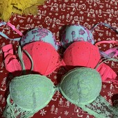 Три бюстгальтери р-р 75 А