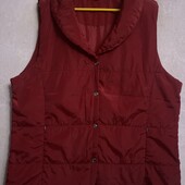 Женская утепленная стеганная жилетка отличного качества