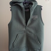 Безрукавка ,жилет 10-12 лет