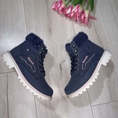 Гарні чобітки розмір 31,устілка 20,5см.