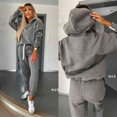 Якісний костюмчик