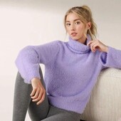 6125.....чудовий м'який теплий плюшевий светр Esmara М 40/42