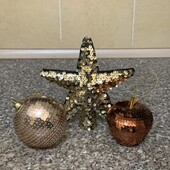 Лот ялинкових прикрас із паєтками. Чудовий стан.